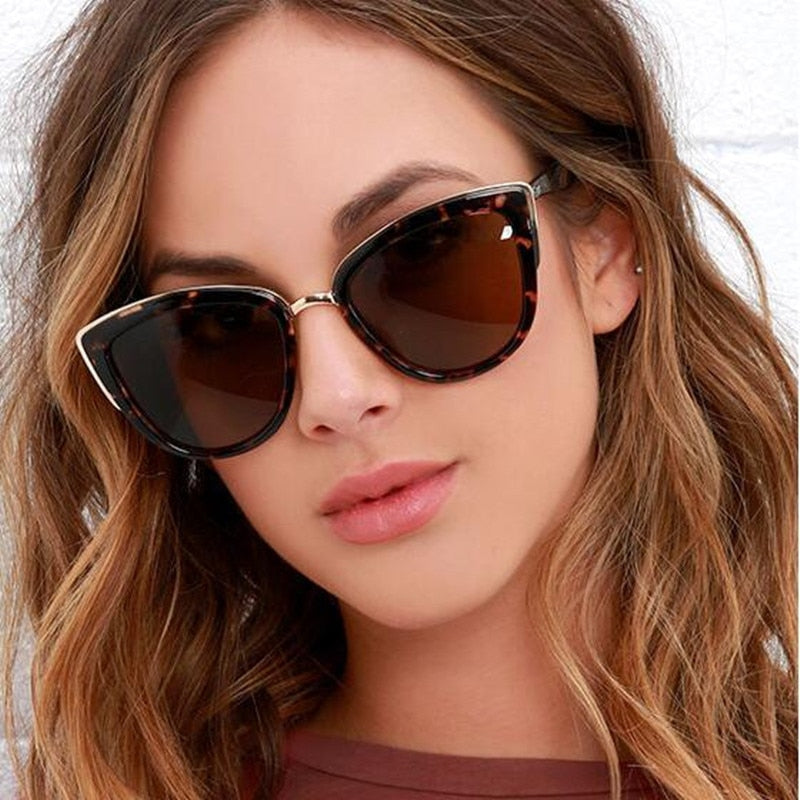 CURTAIN Cat Eye Sunglasses Women Luxury Brand Designer Vintage Gradient Glasses Retro Cateye Sun Glasses Female Eyewear UV400